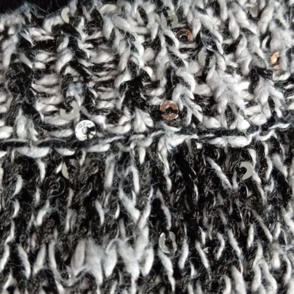 Rock & Republic Size XL Womens Sweater Black White Knit Sequins Hi-Lo Hemline - Picture 7 of 10